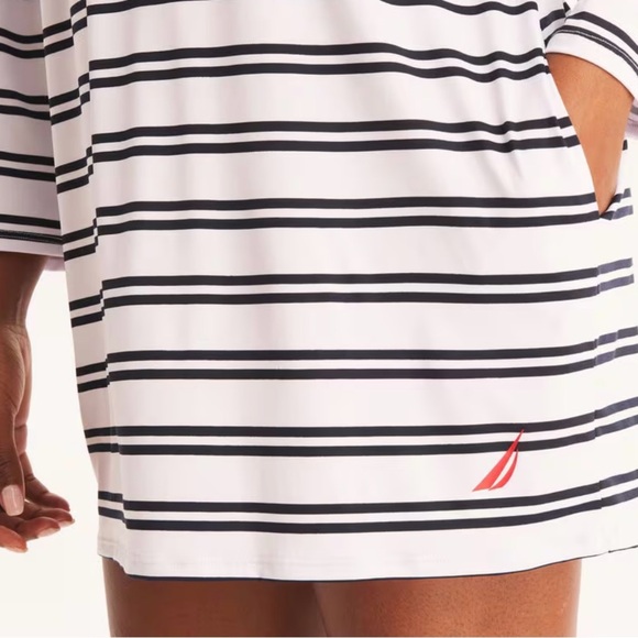 Nautica UPF 30+ Striped Hooded Swim Cover-Up NWT - Picture 3 of 11